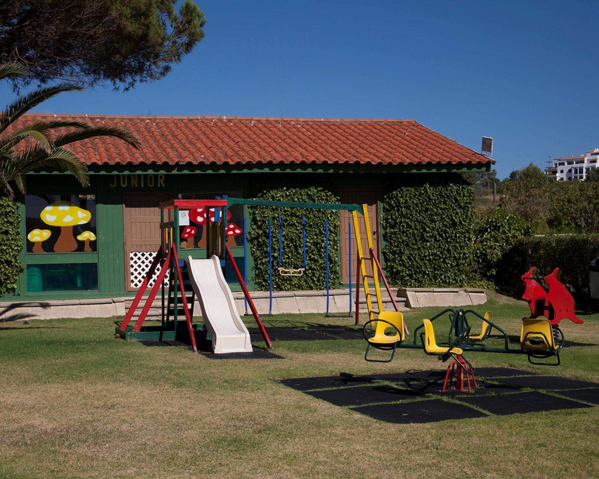ポルティマン Jardim Do Vauアパートホテル エクステリア 写真